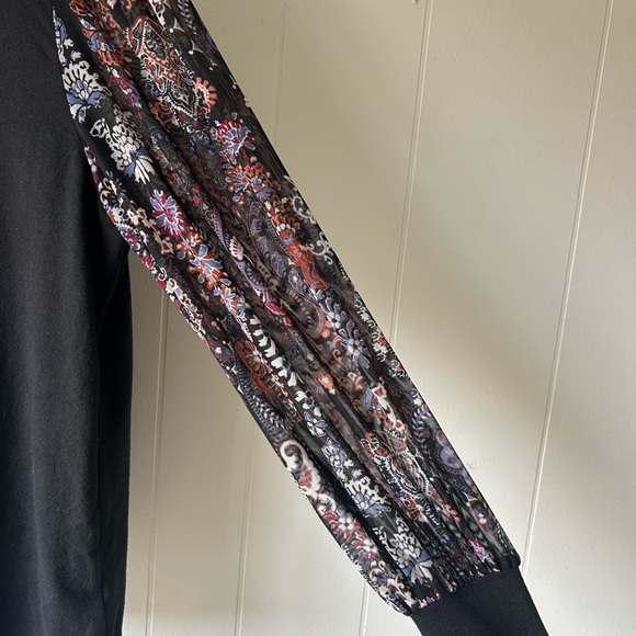 Maurices Black and Pink Embellished Blouse - Picture 2 of 3